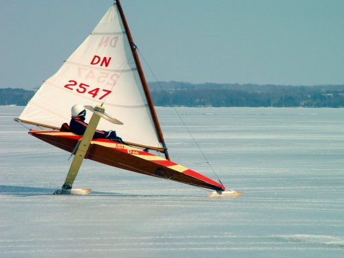 The DN Ice Boat and the 2014 Central Regional Ice Boating 